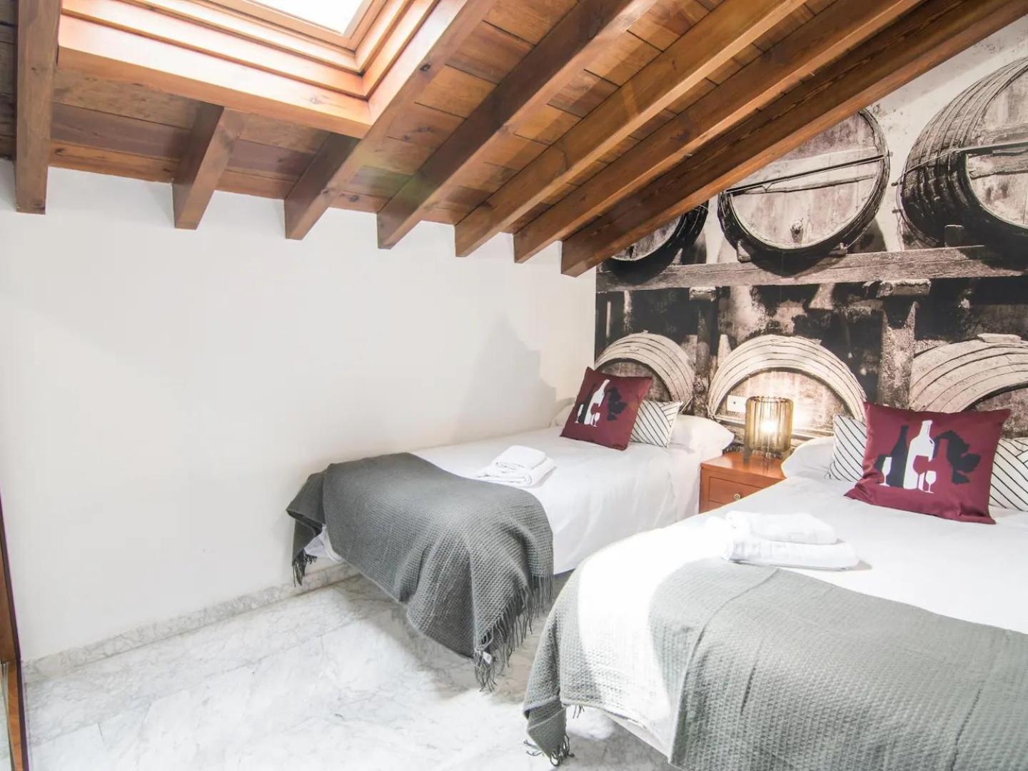 Tuguest Atico Gracia Apartment Granada Luaran gambar