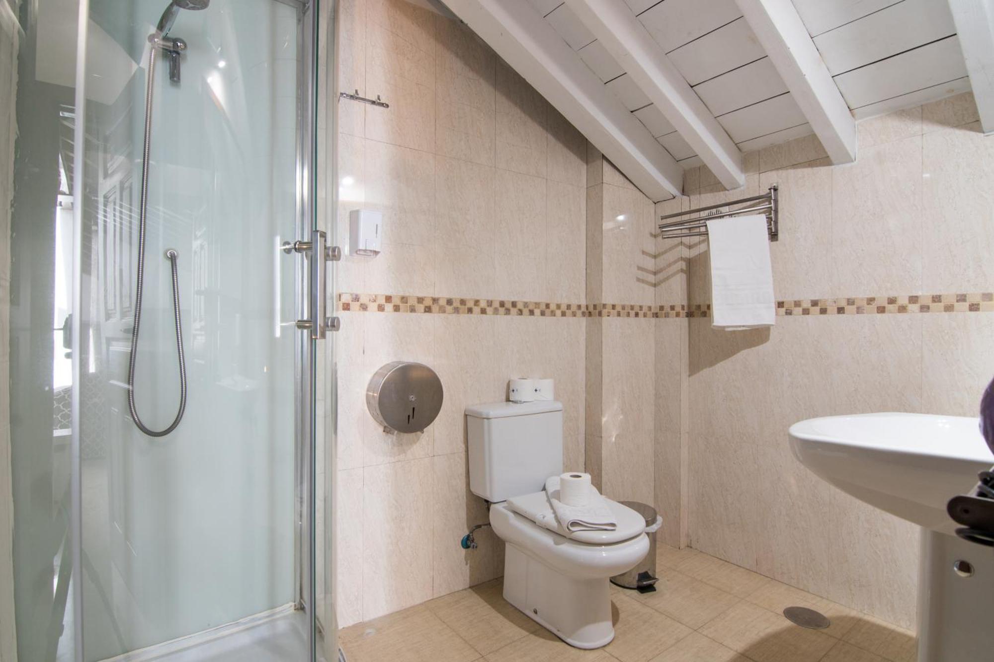 Tuguest Atico Gracia Apartment Granada Luaran gambar
